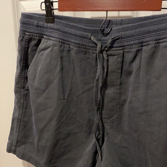 Gap NWT Pull On Cotton Blend Shorts - Picture 1 of 14